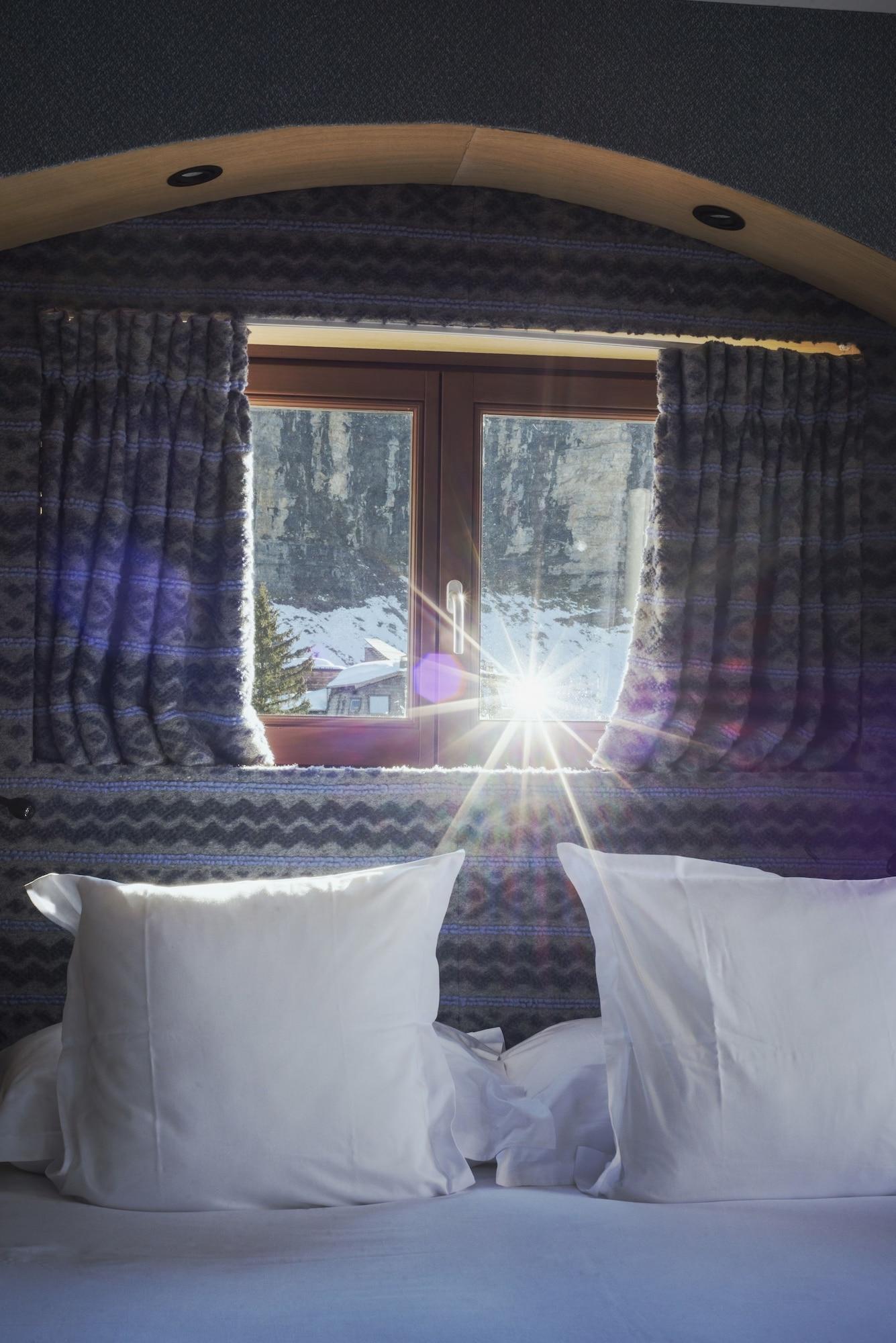 Hotel Des Dromonts By Sowell Collection 阿沃里亚兹 外观 照片